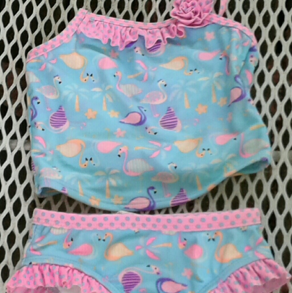 - Little girls OP adorable bathing suit size 18month